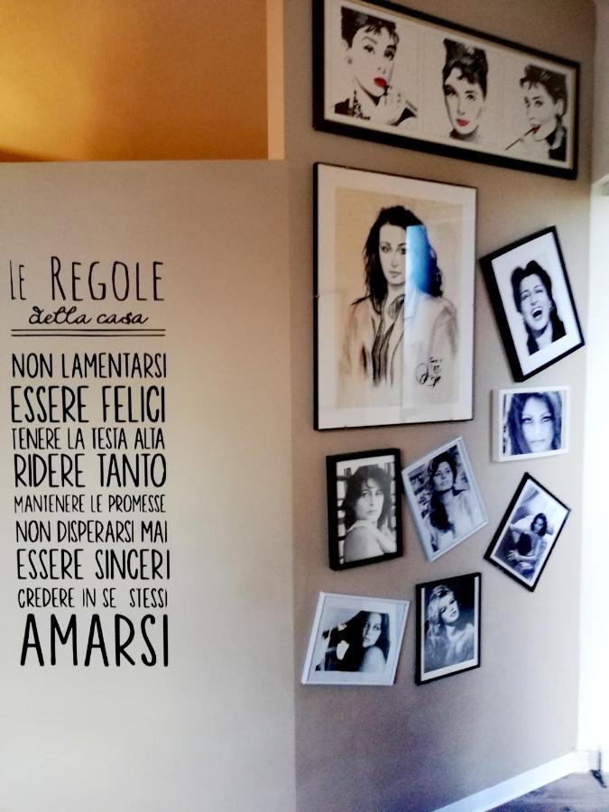 Casolare Isabella "Il Rifugio Dei Vinili" And Alice'S Room Ponsacco Kültér fotó
